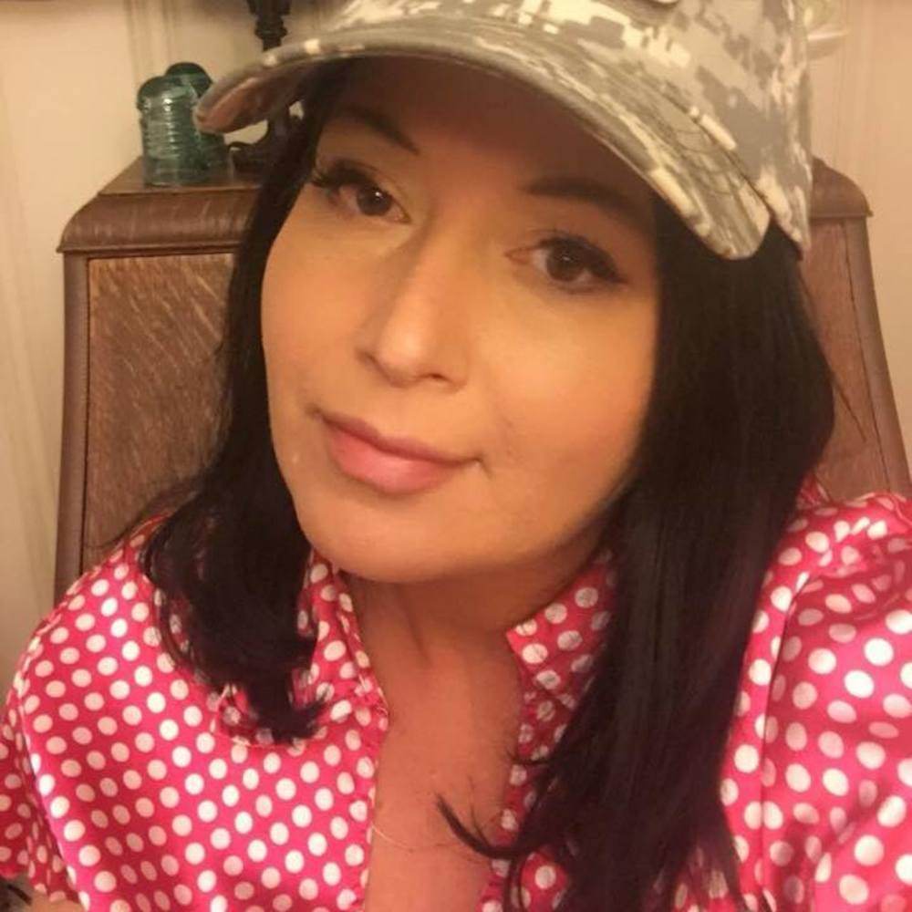 Meet your Posher, Valerie